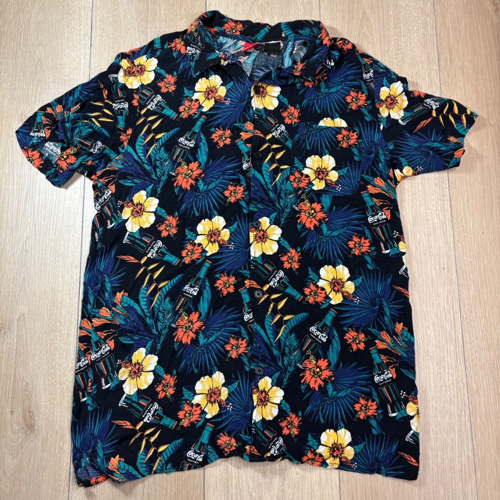 Coca-Cola Mens Tropical Hibiscus Floral Button Down Shirt Black Small Resort